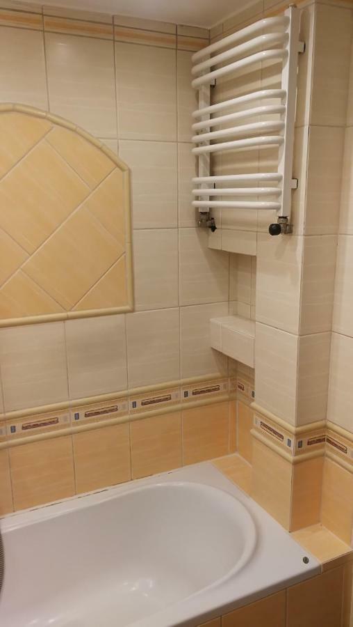Odster Family Apartment Krasków Dış mekan fotoğraf