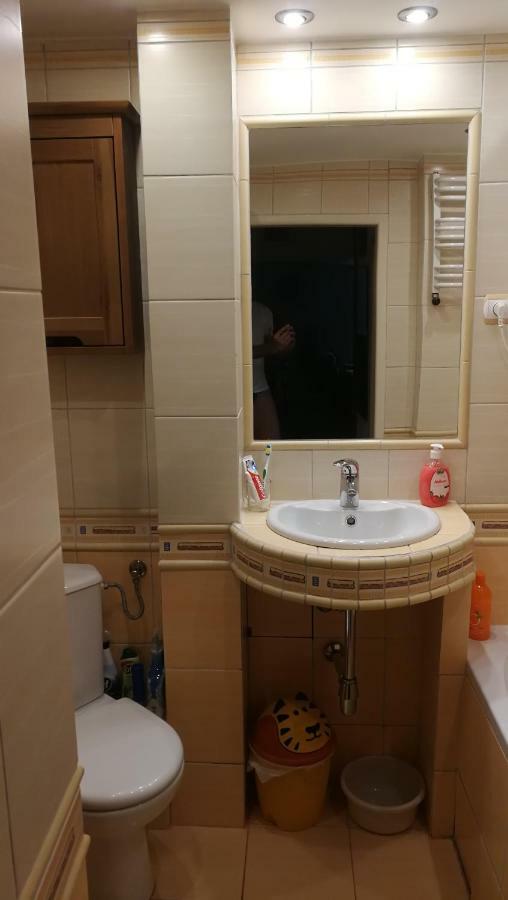 Odster Family Apartment Krasków Dış mekan fotoğraf